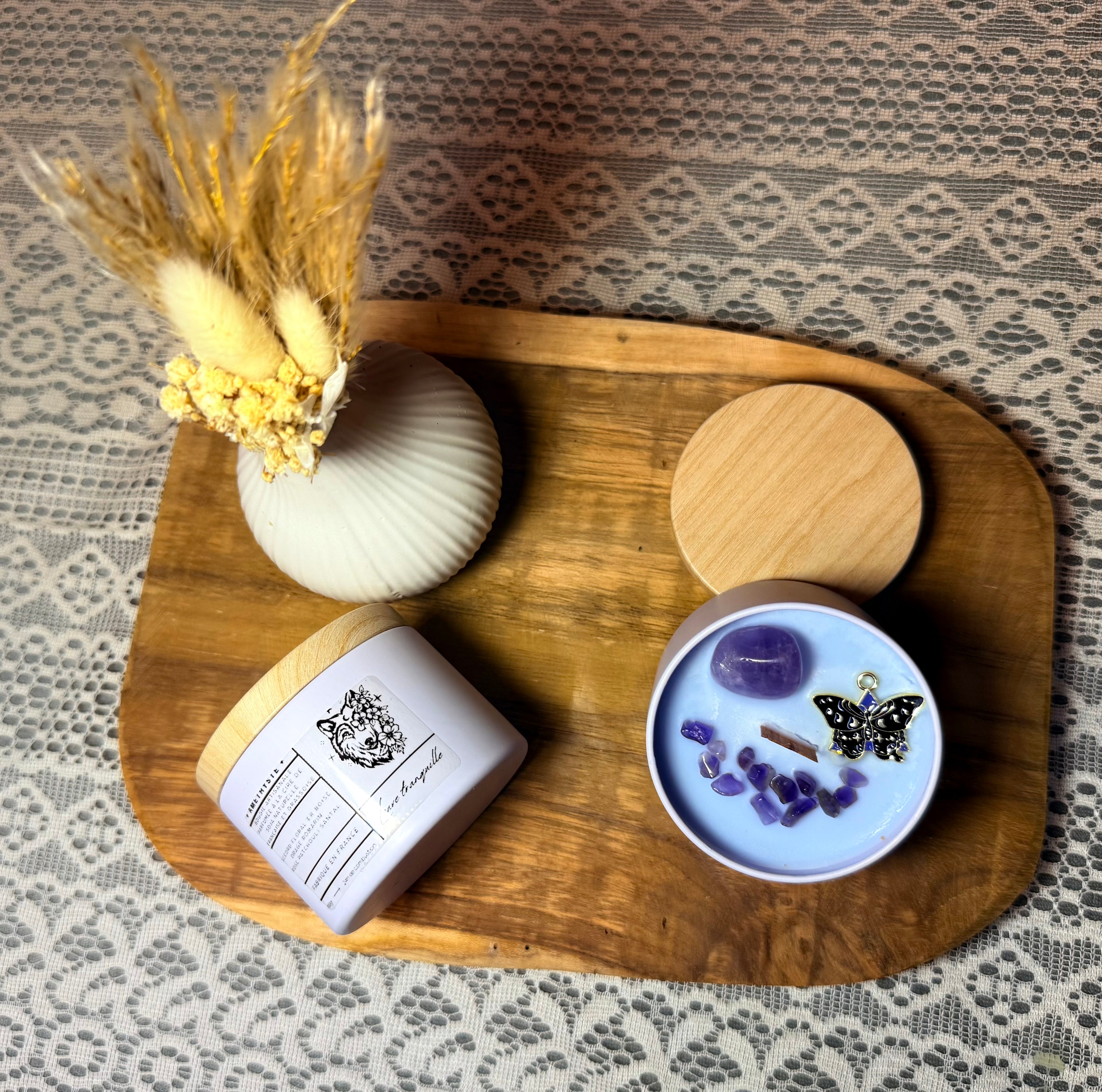 Bougie Louve tranquille