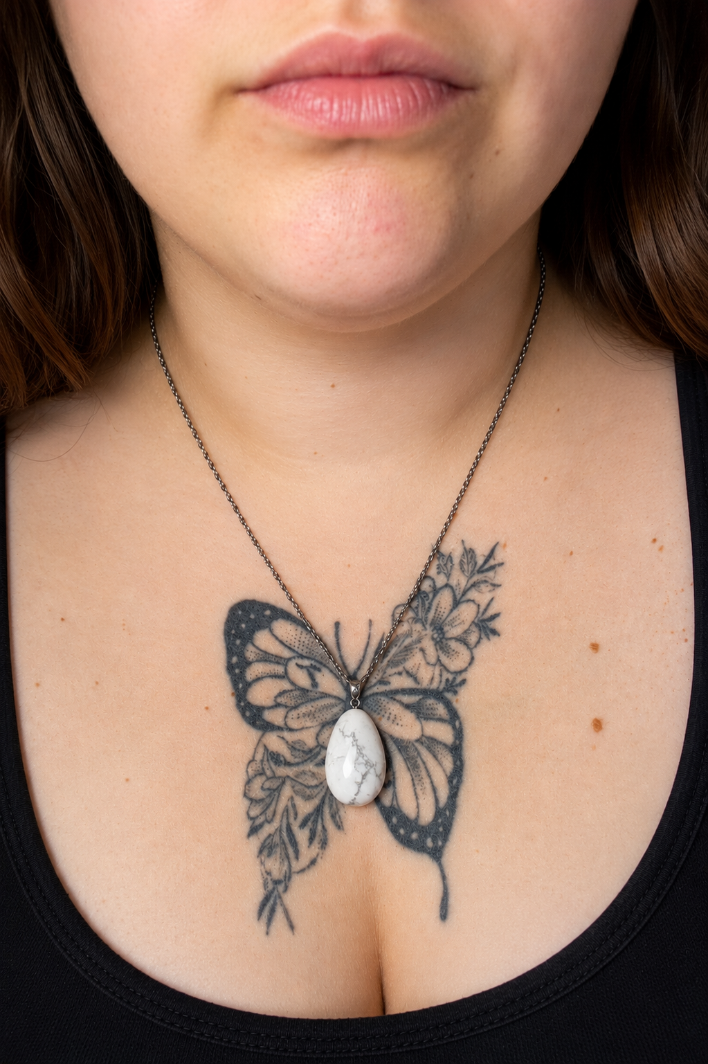 Collier Howlite